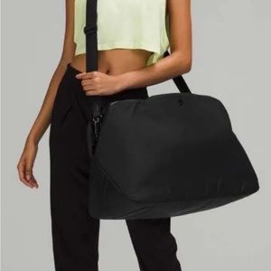 Lululemon - Go Getter Padded Weekender Bag 34L